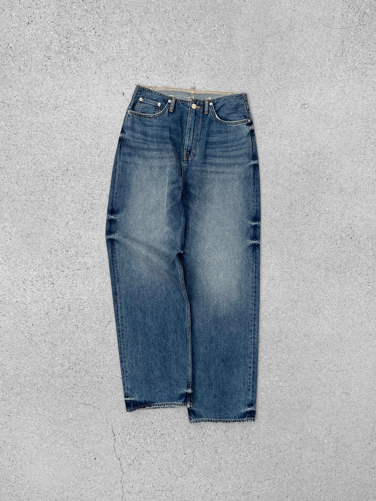 Distressed Jeans Mid Blue Wash